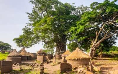 BENIN: Pays Taneka, el poble amagat a les muntanyes